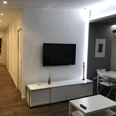 Airva: Apartamento Duque De La Victoria Valladolid Bagian luar foto