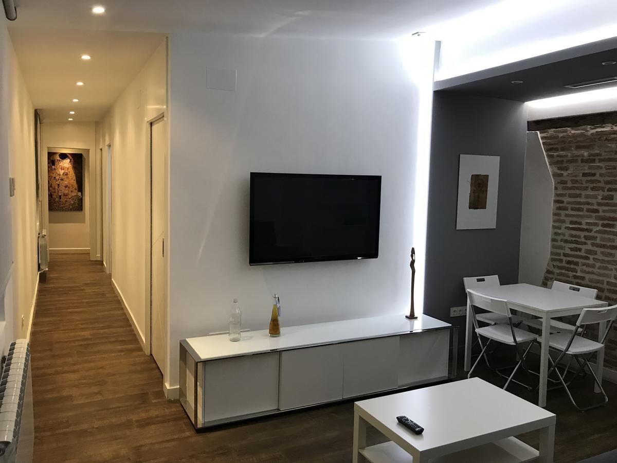 Airva: Apartamento Duque De La Victoria Valladolid Bagian luar foto
