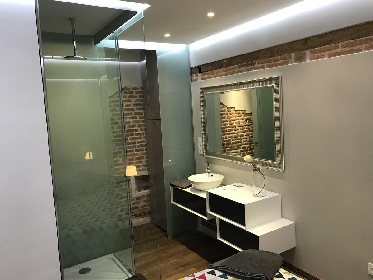 Airva: Apartamento Duque De La Victoria Valladolid Bagian luar foto